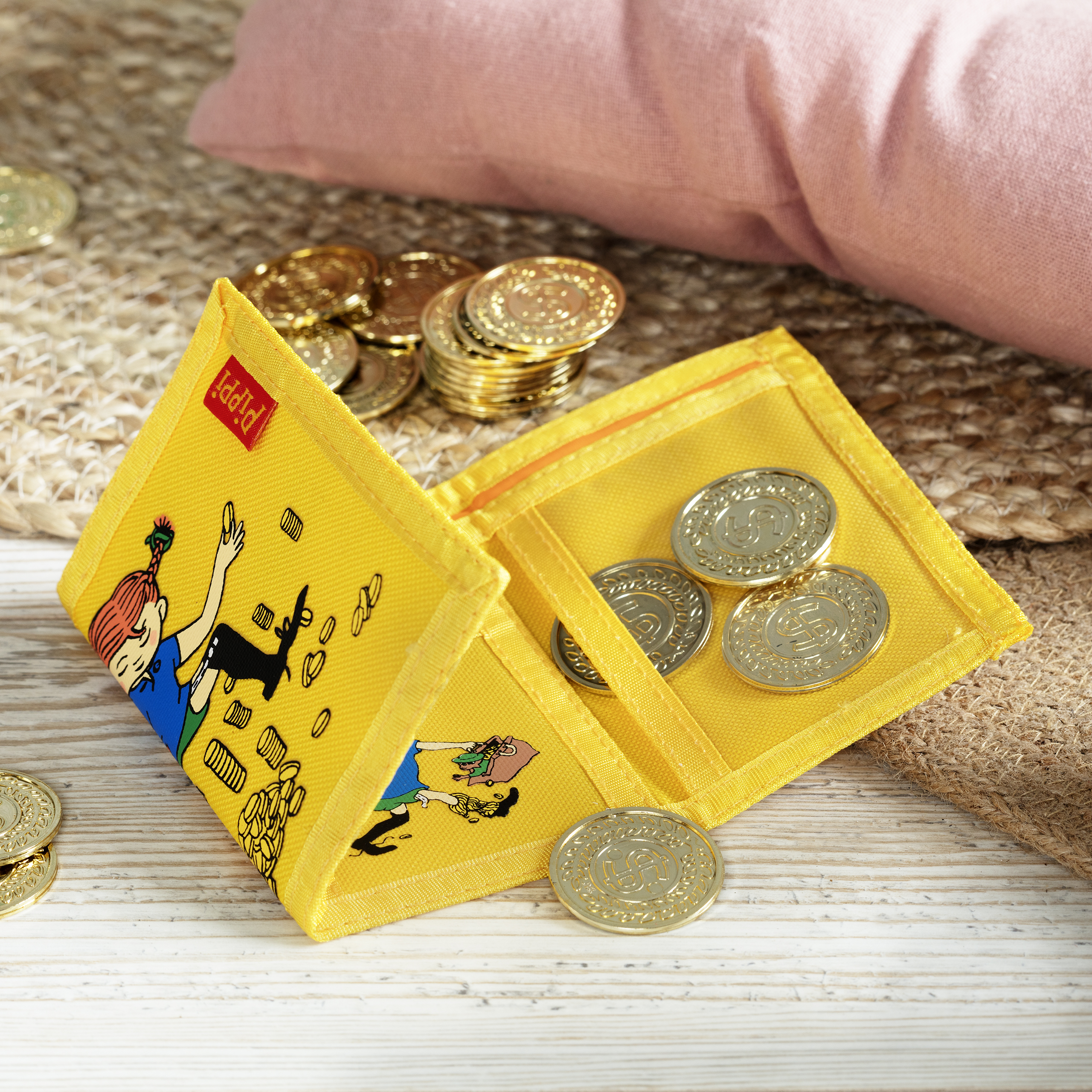 Pippi pippi barnväska plånbok gul